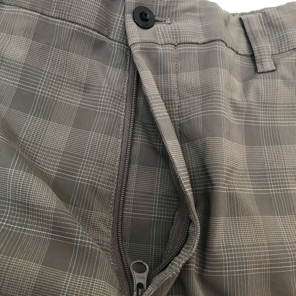 Men's Nike Fit Dry Plaid Golf Shorts 30 - Picture 12 of 12